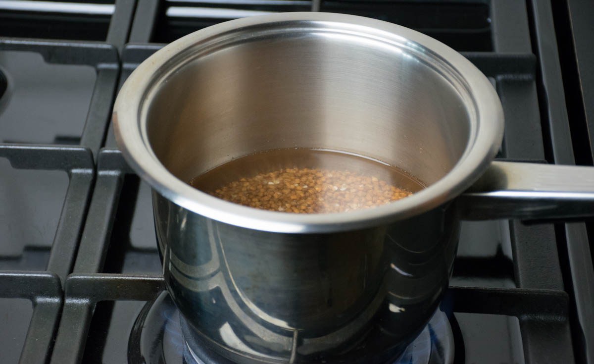 Гречку варить в кипящей воде. Гречку варить в холодной или кипящей воде. Гречку варить в холодной или кипящей воде как правильно.