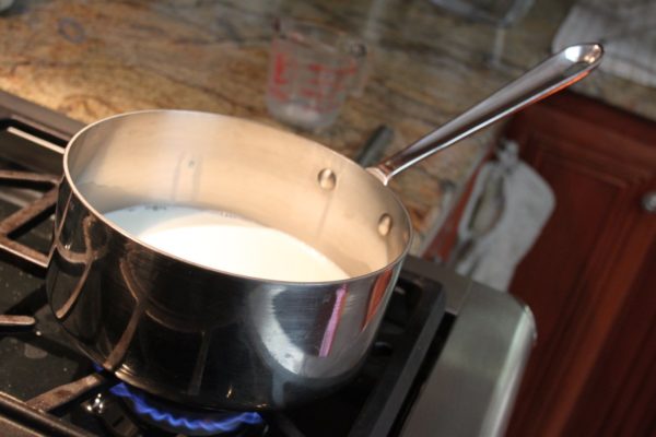 Нагревание молока